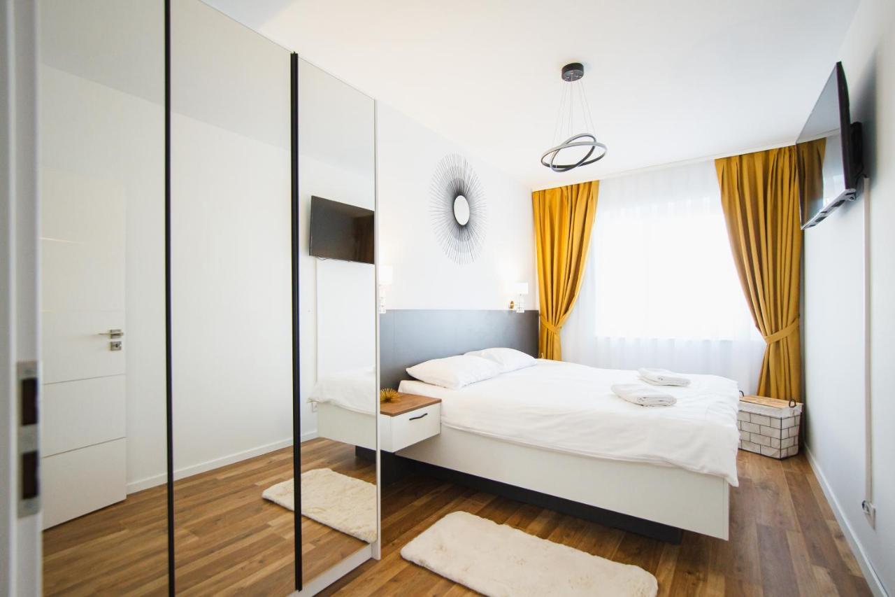 Magnificent Home At Prima Residence Oradea Exterior photo
