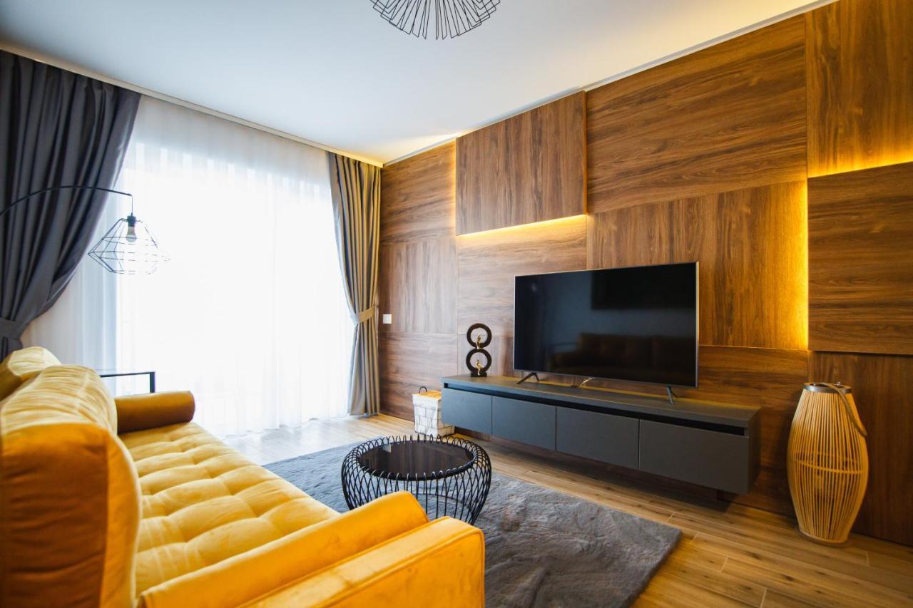 Magnificent Home At Prima Residence Oradea Exterior photo